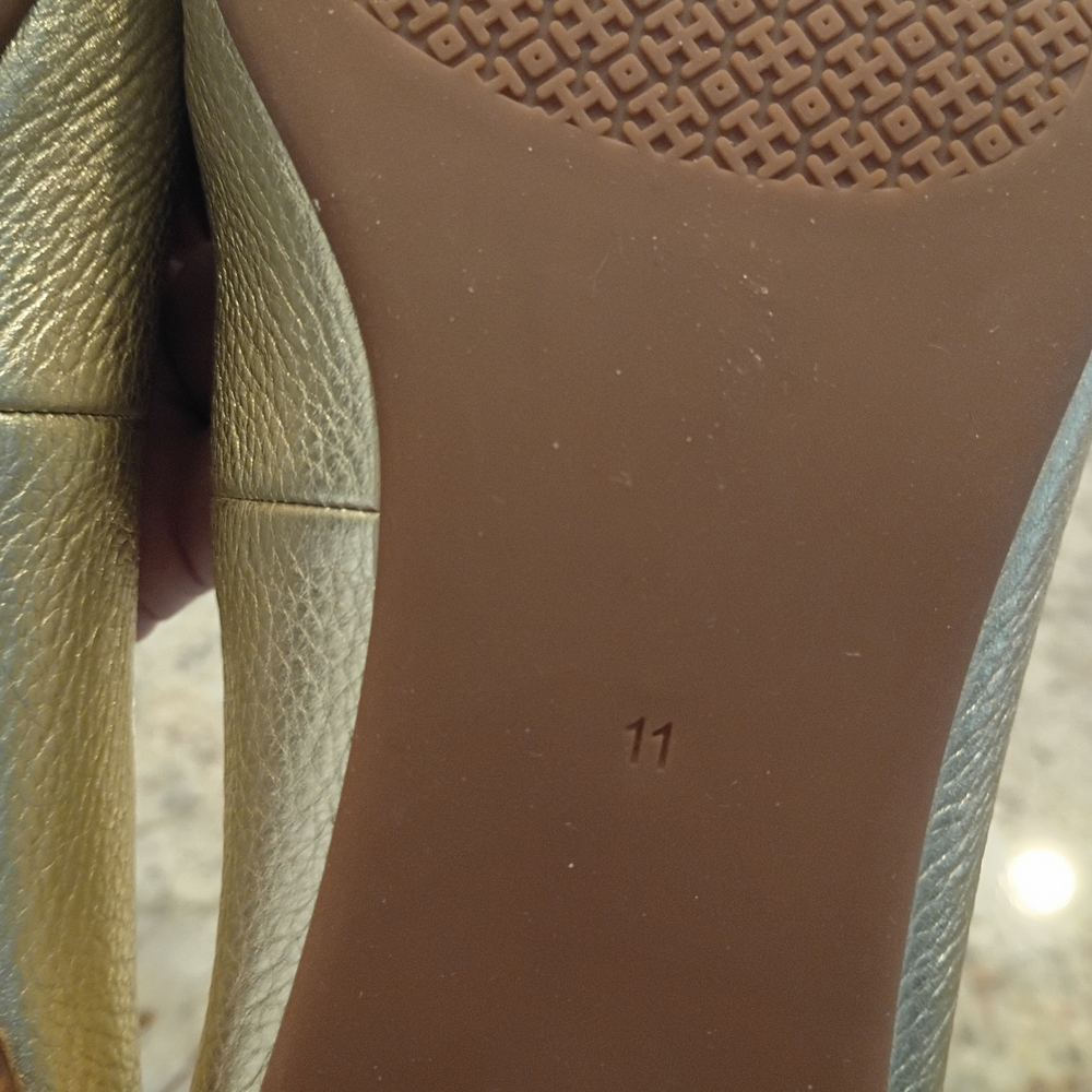 Tory Burch Metallic Gold Flat 11 These Are Perfection! Never Worn! MSRP$350 - Picture 9 of 14